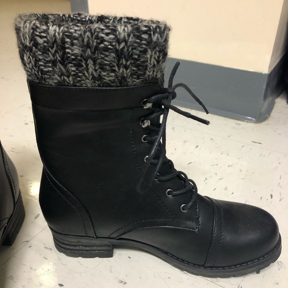 Black Combat Boots- Size 7 - Picture 2 of 3